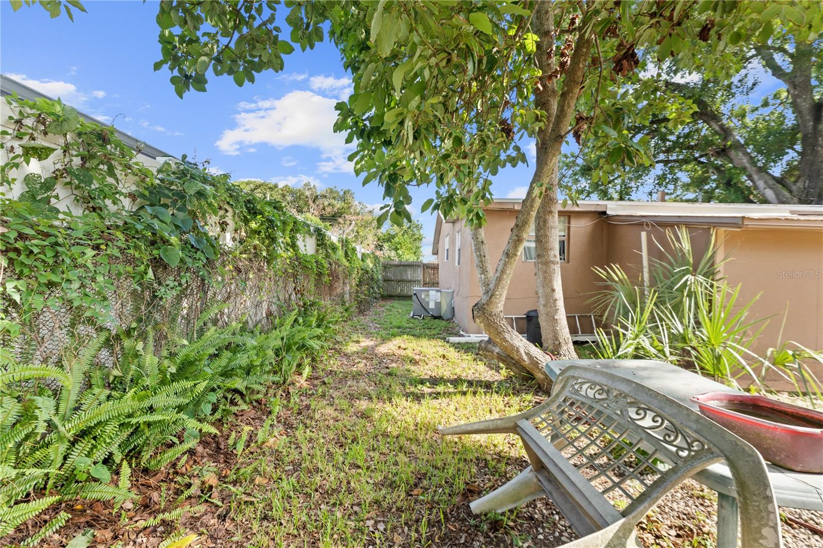 2615 W COMANCHE AVE — photo 16
