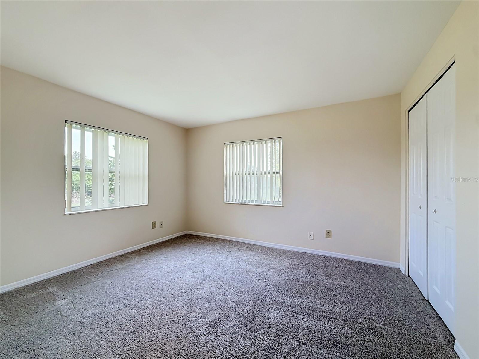 1718 ADAMS CIR S — photo 24