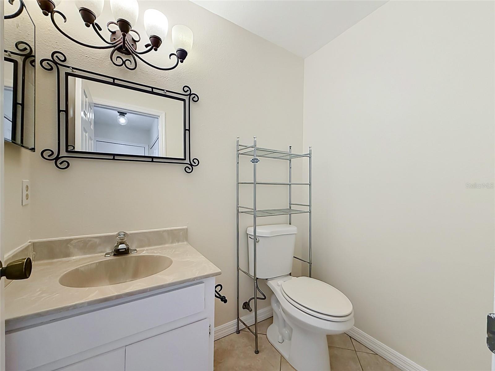 1718 ADAMS CIR S — photo 22