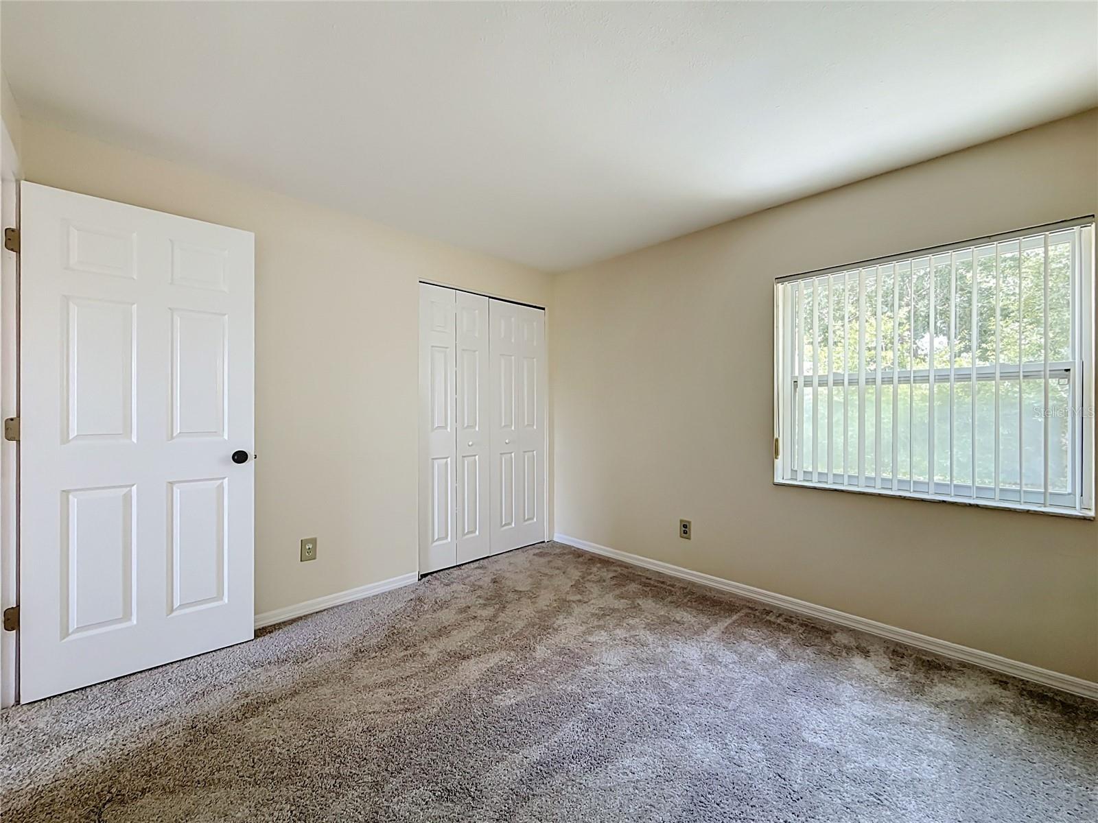 1718 ADAMS CIR S — photo 30