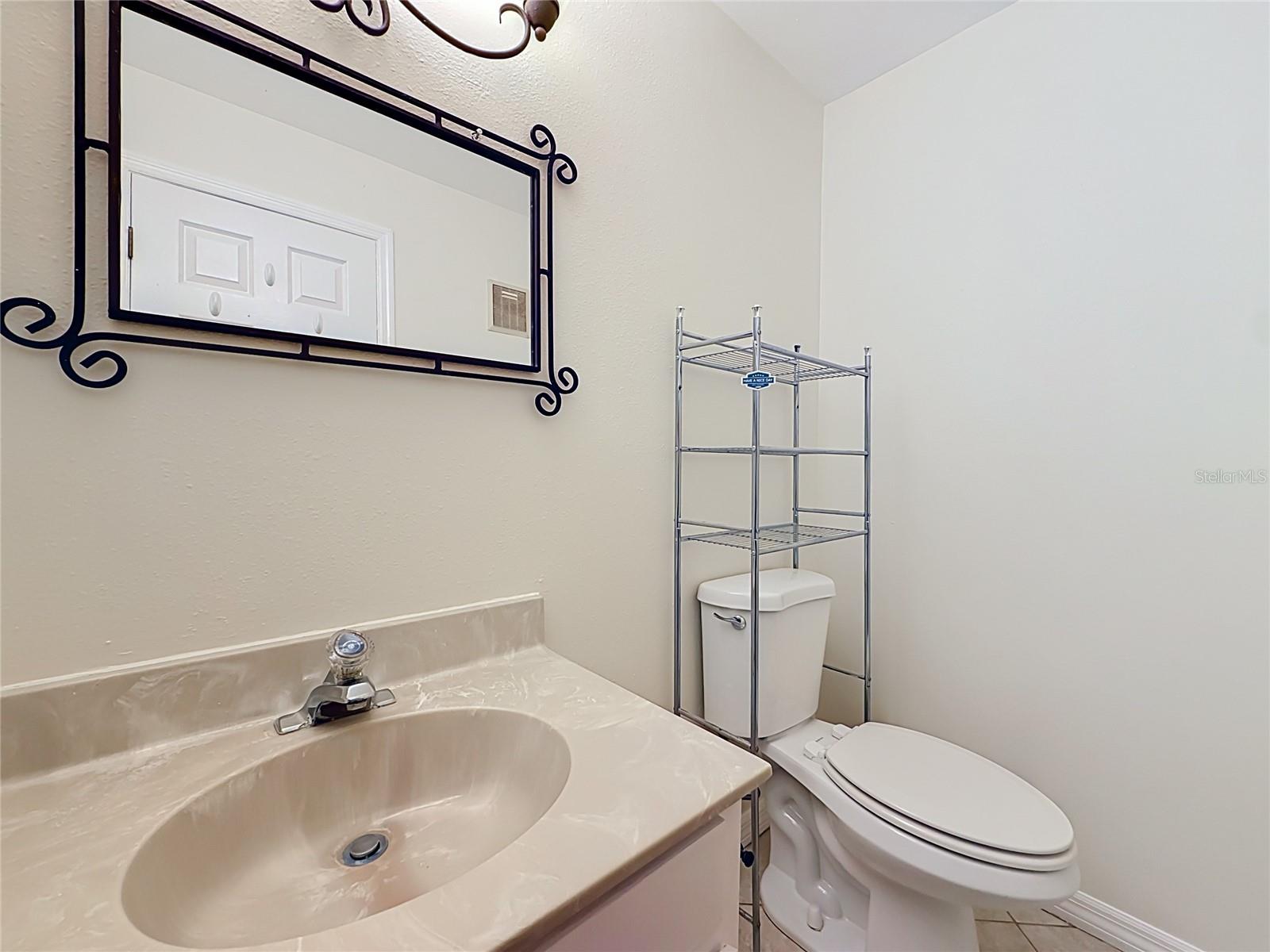 1718 ADAMS CIR S — photo 21