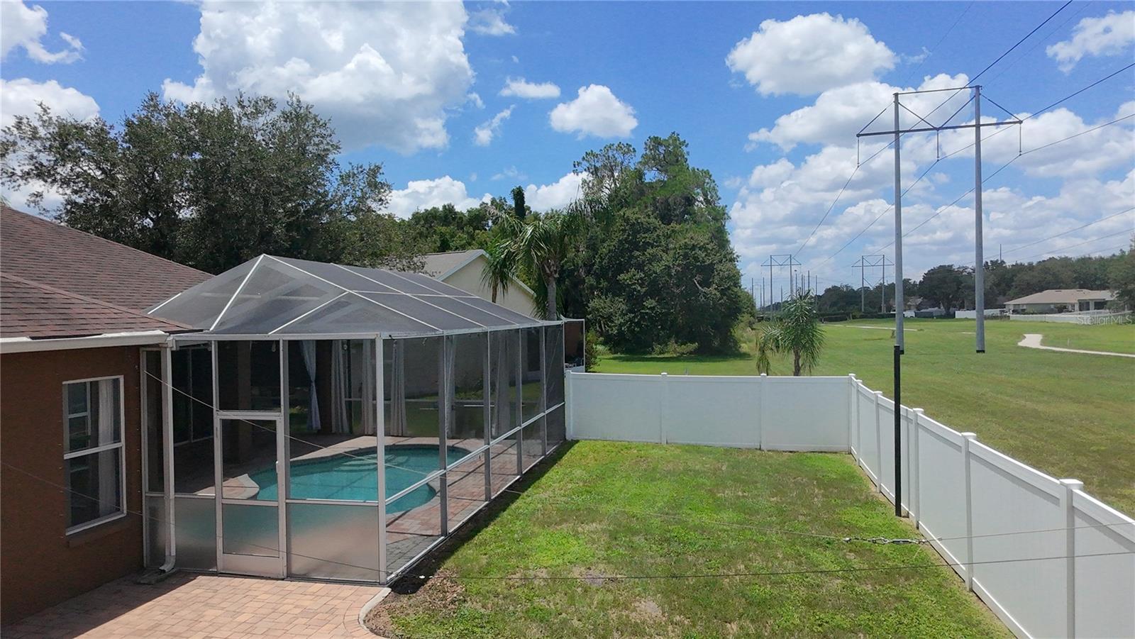 16920 FALCONRIDGE RD — photo 24