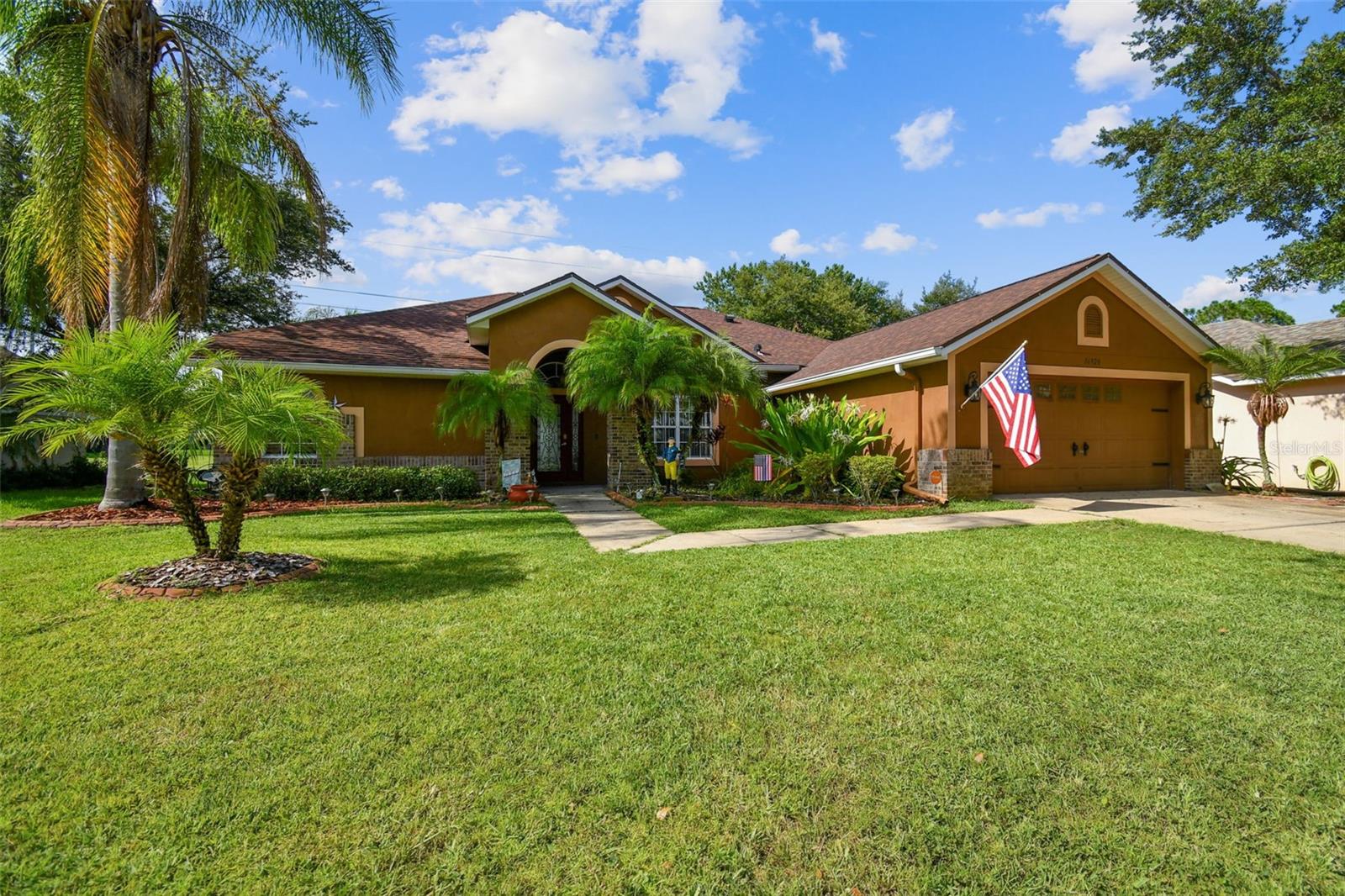16920 FALCONRIDGE RD — photo 2