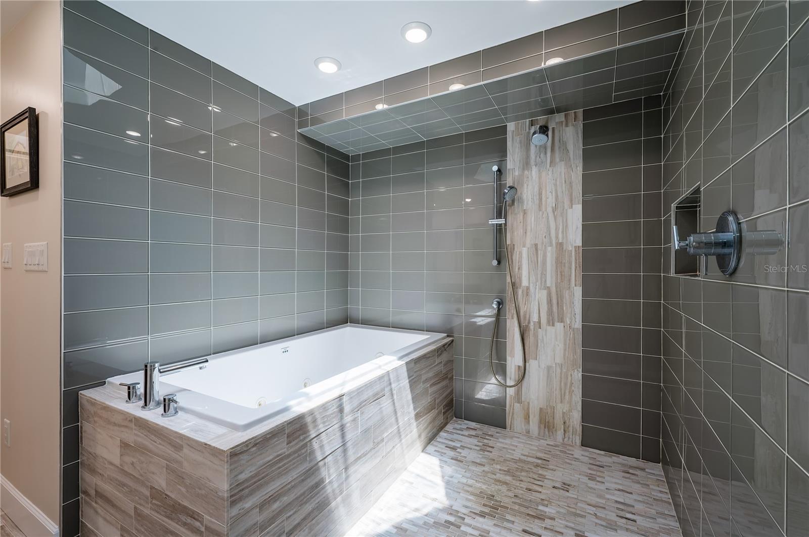 17940 GULF BLVD #18C — photo 34