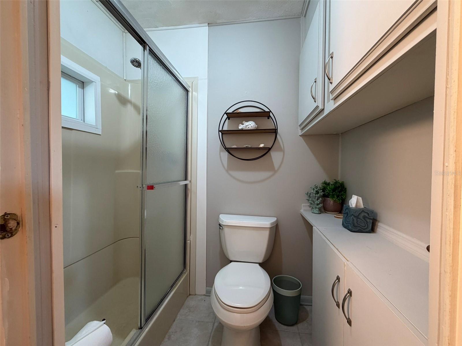 542 TAMPICO DR — photo 20