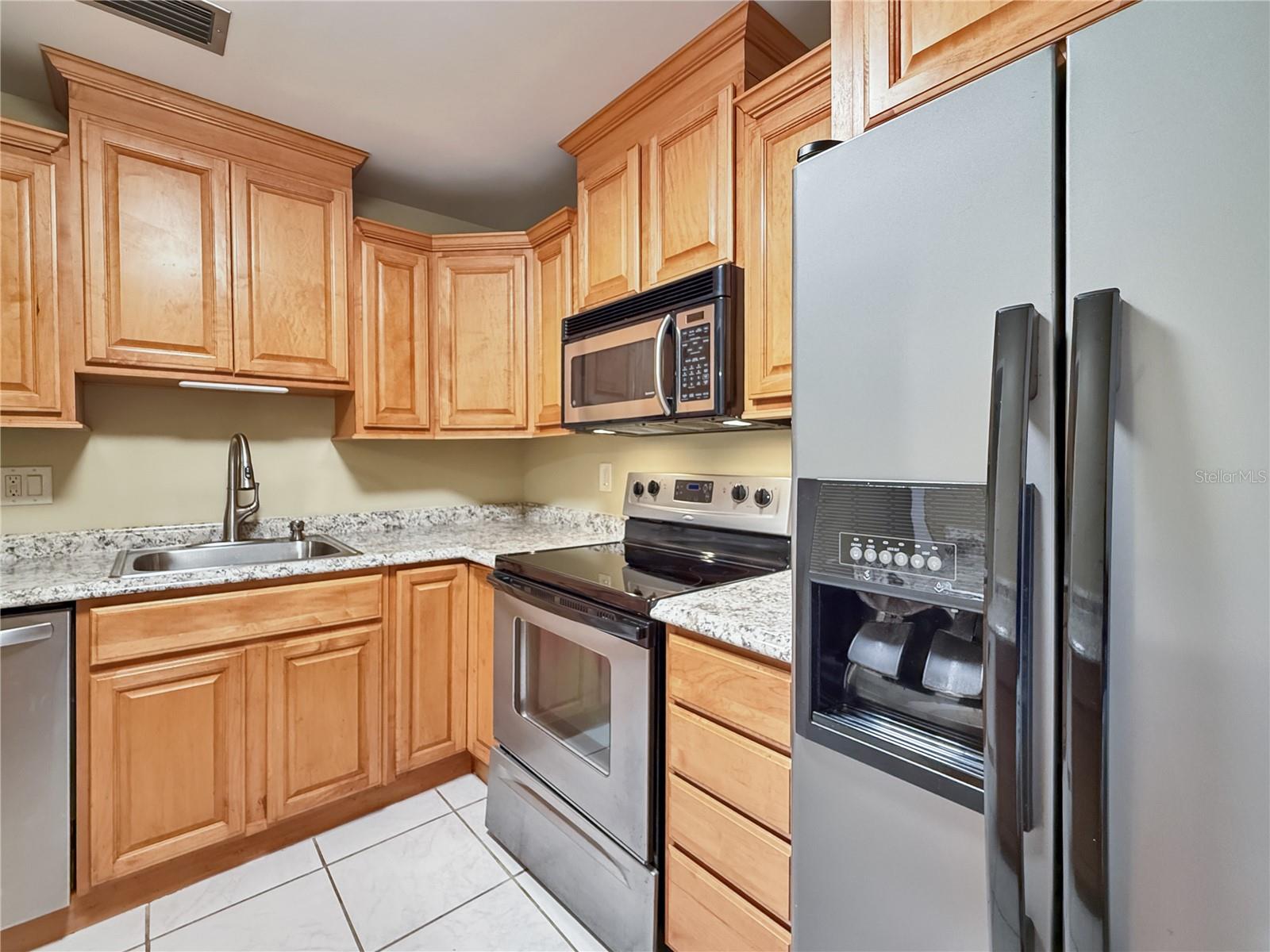 2700 BAYSHORE BLVD #2108 — photo 12