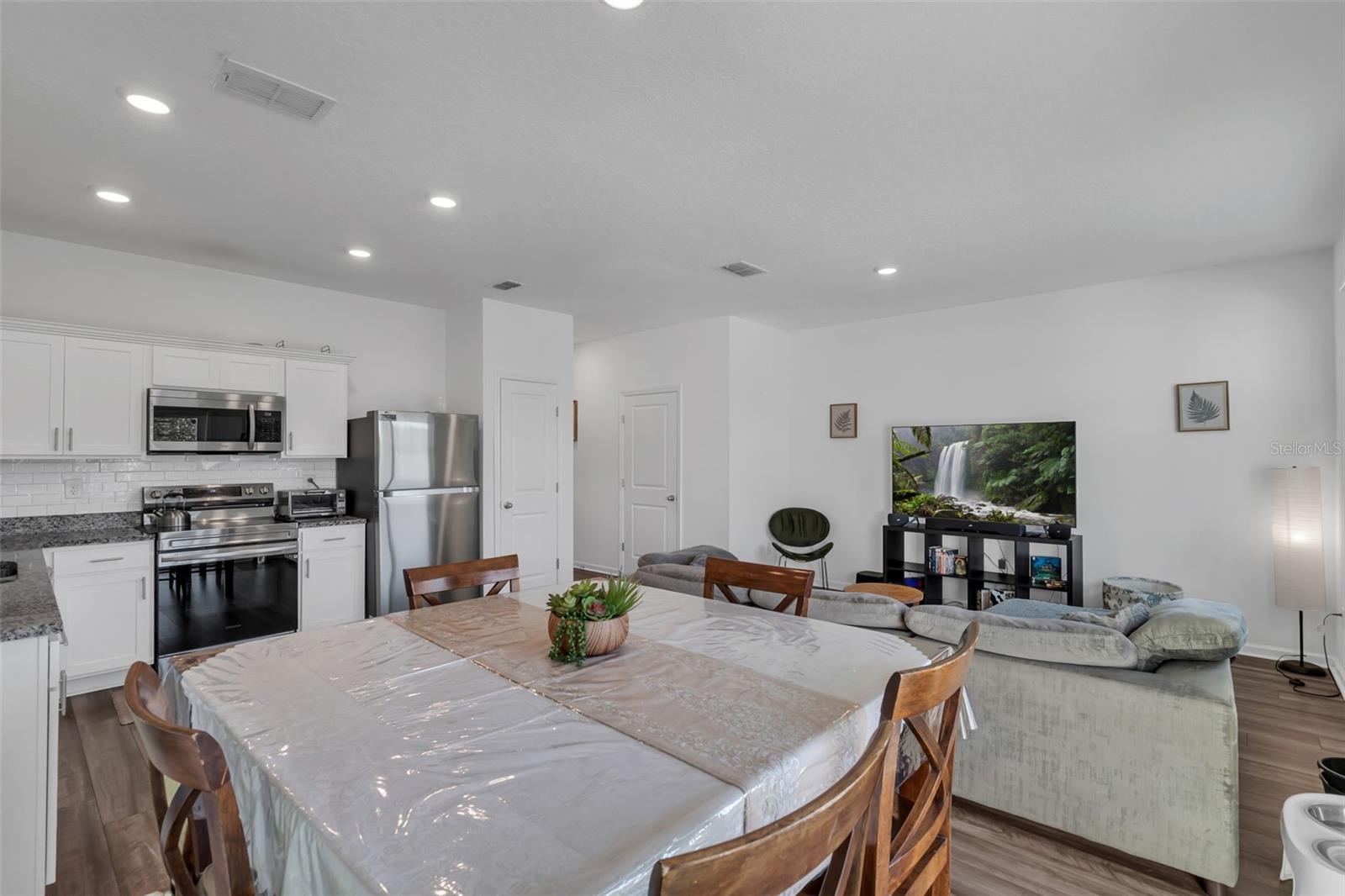 6359 KAY MORGAN LN — photo 7