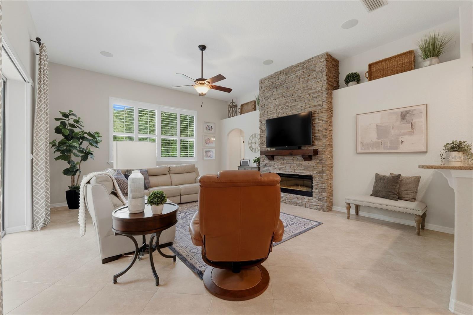 14828 MAN O WAR DR — photo 4