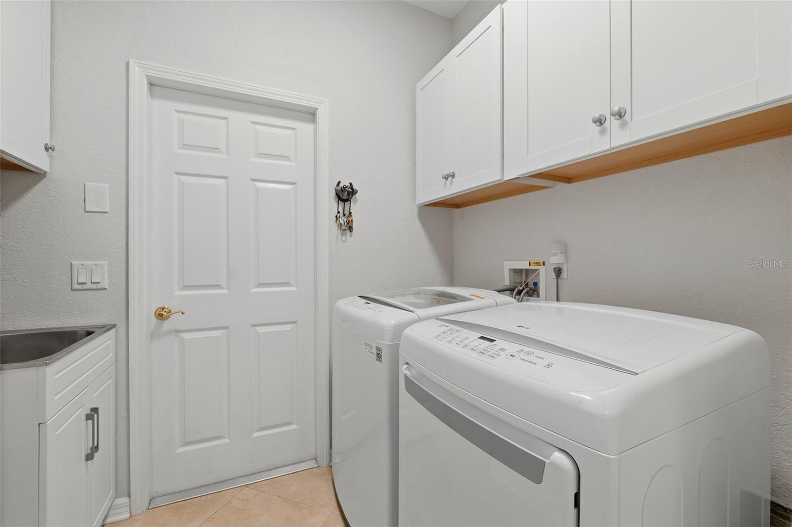 14828 MAN O WAR DR — photo 43