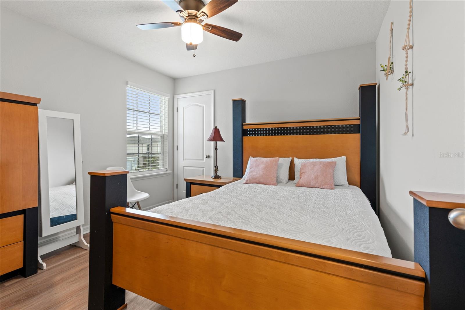 10480 HAWKS LANDING DR — photo 20