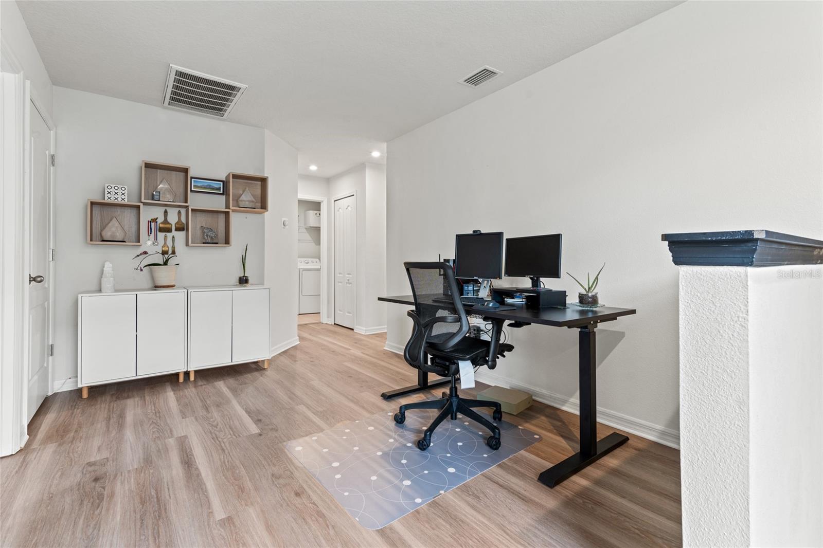 10480 HAWKS LANDING DR — photo 18