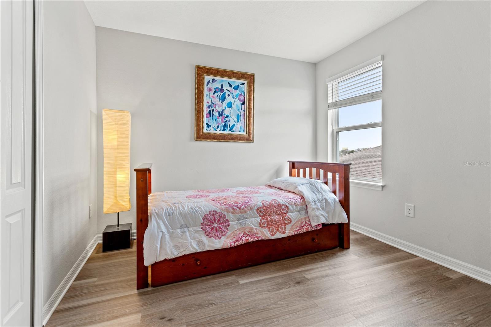 10480 HAWKS LANDING DR — photo 24