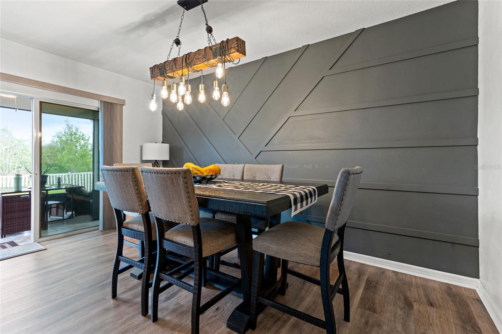 10480 HAWKS LANDING DR — photo 16
