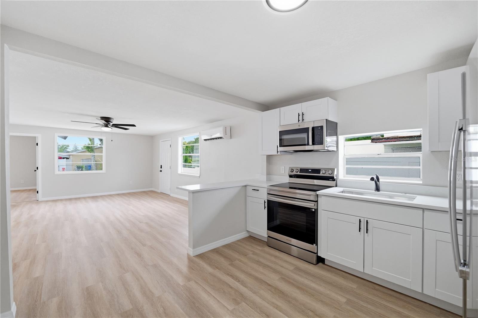 3923 W FLORA ST — photo 12
