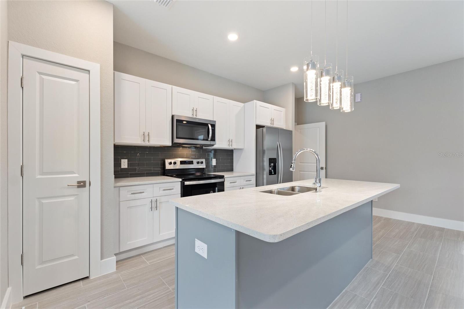 3506 LOOKOUT LN — photo 13