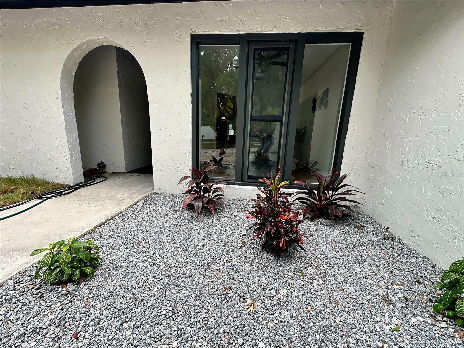 22360 STILLWOOD DR — photo 4