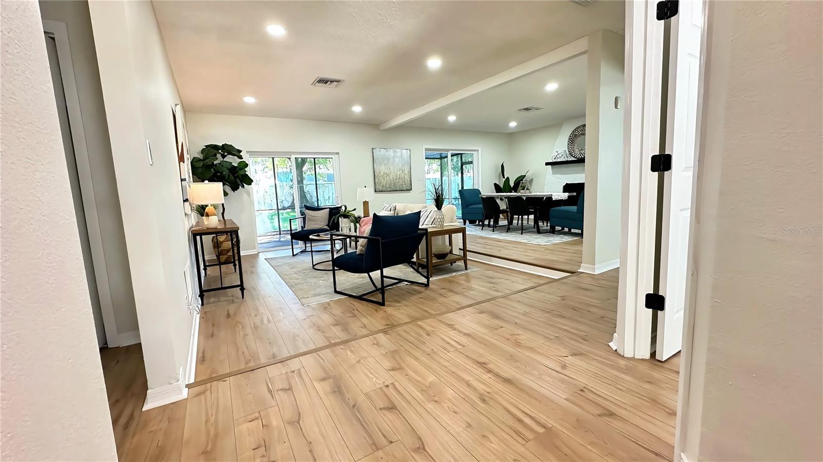 22360 STILLWOOD DR — photo 5