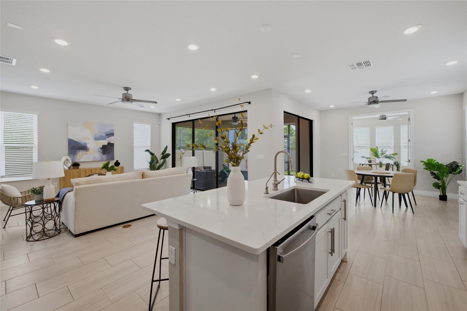 4667 SAN MARTINO DR — photo 14