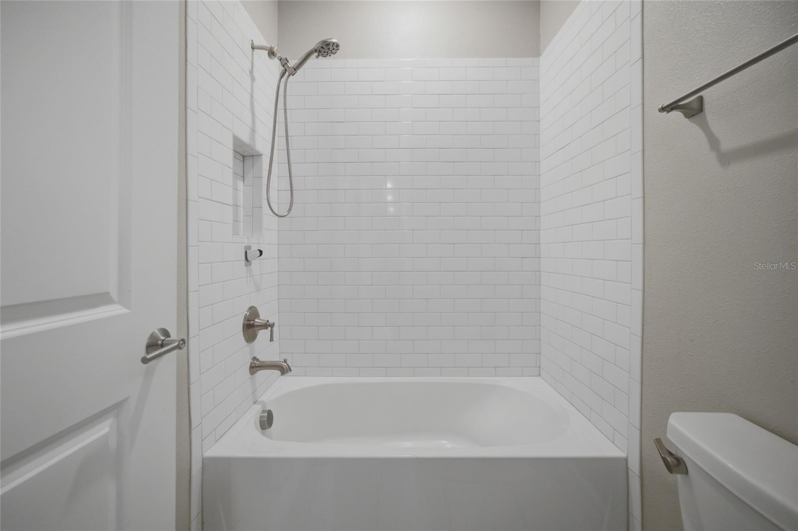 4667 SAN MARTINO DR — photo 43