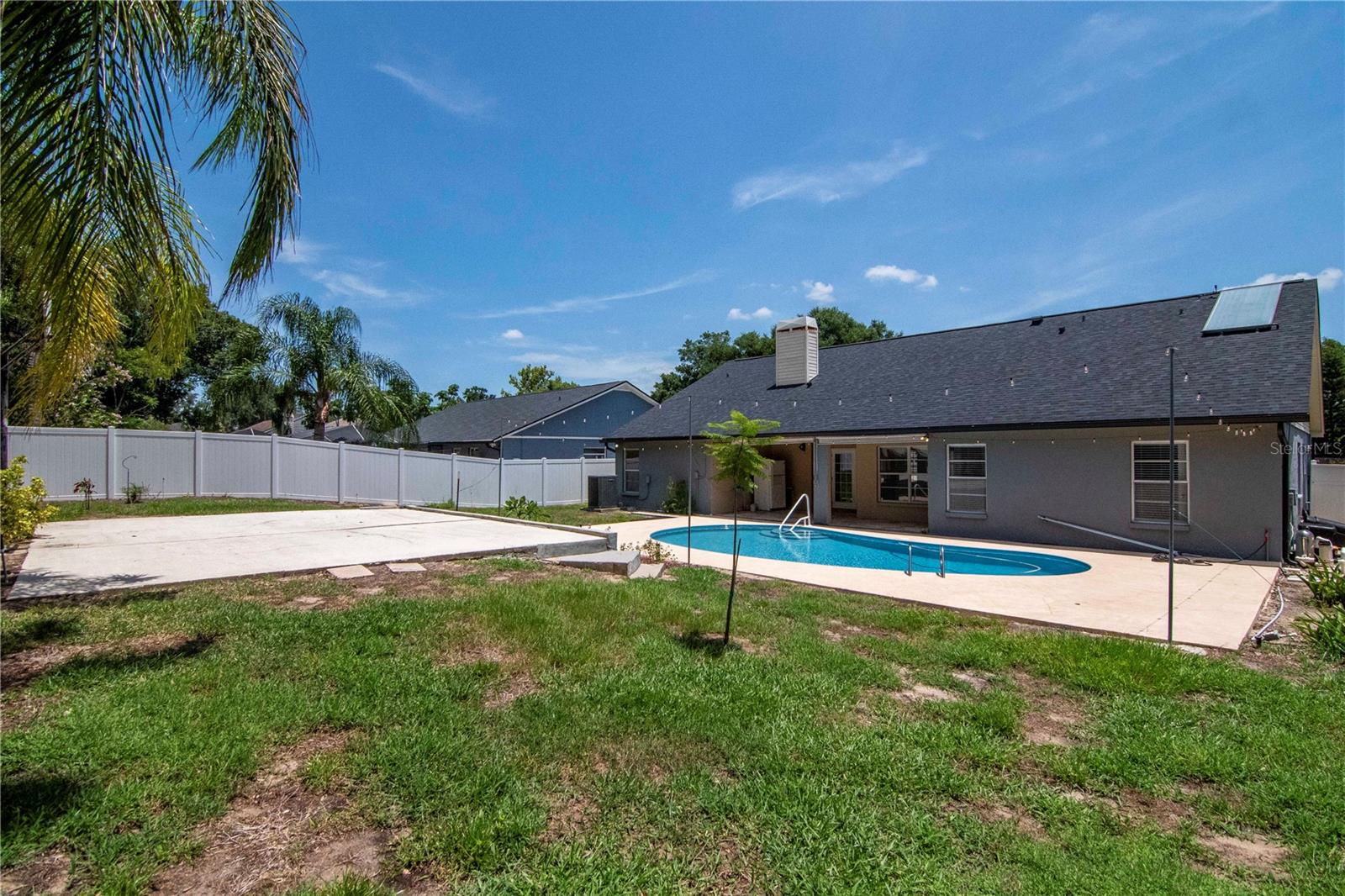 2608 BERRYVINE PL — photo 36