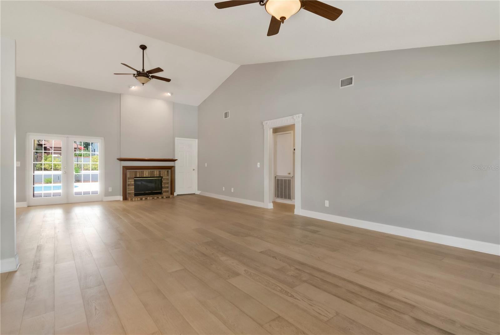 2608 BERRYVINE PL — photo 13