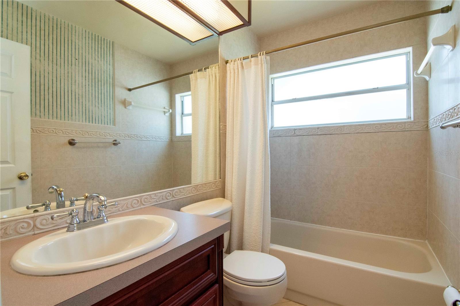 2608 BERRYVINE PL — photo 24