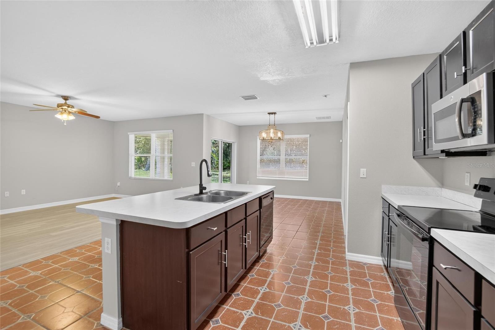 16441 TREASURE POINT DR — photo 25