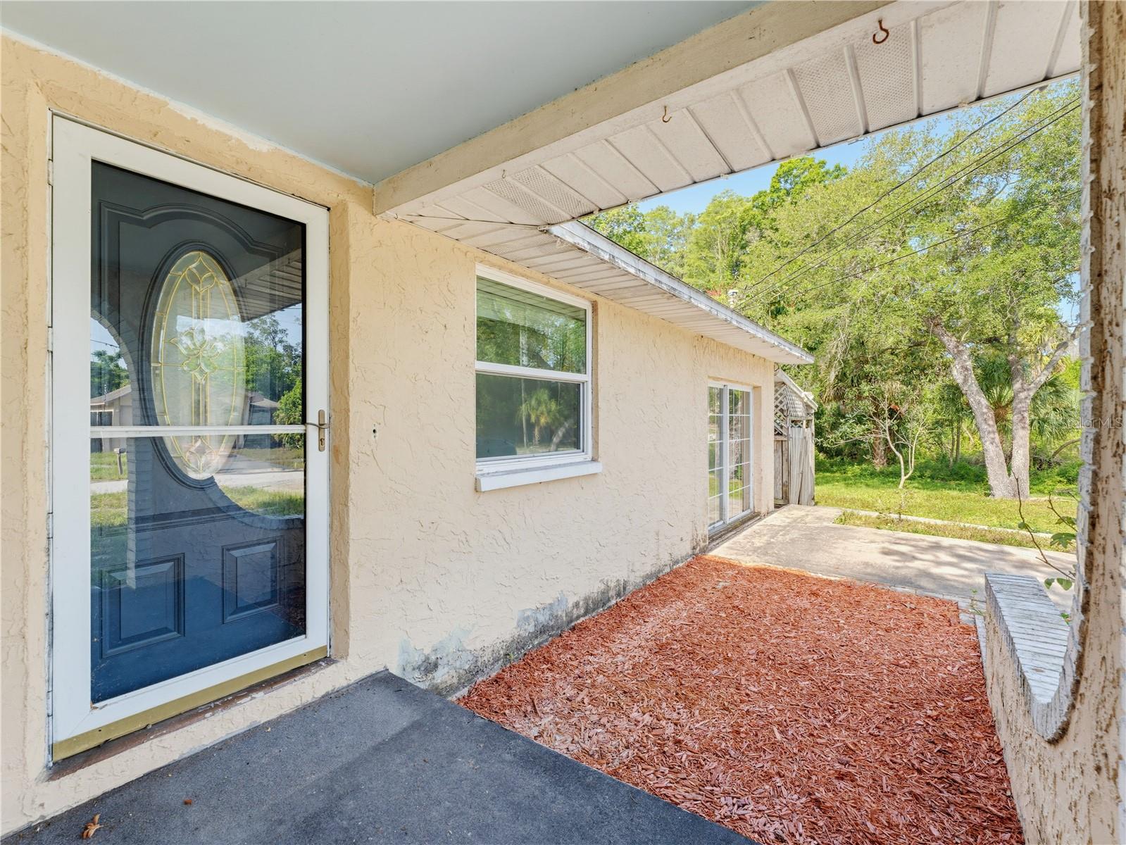 1116 E OAKWOOD ST — photo 10