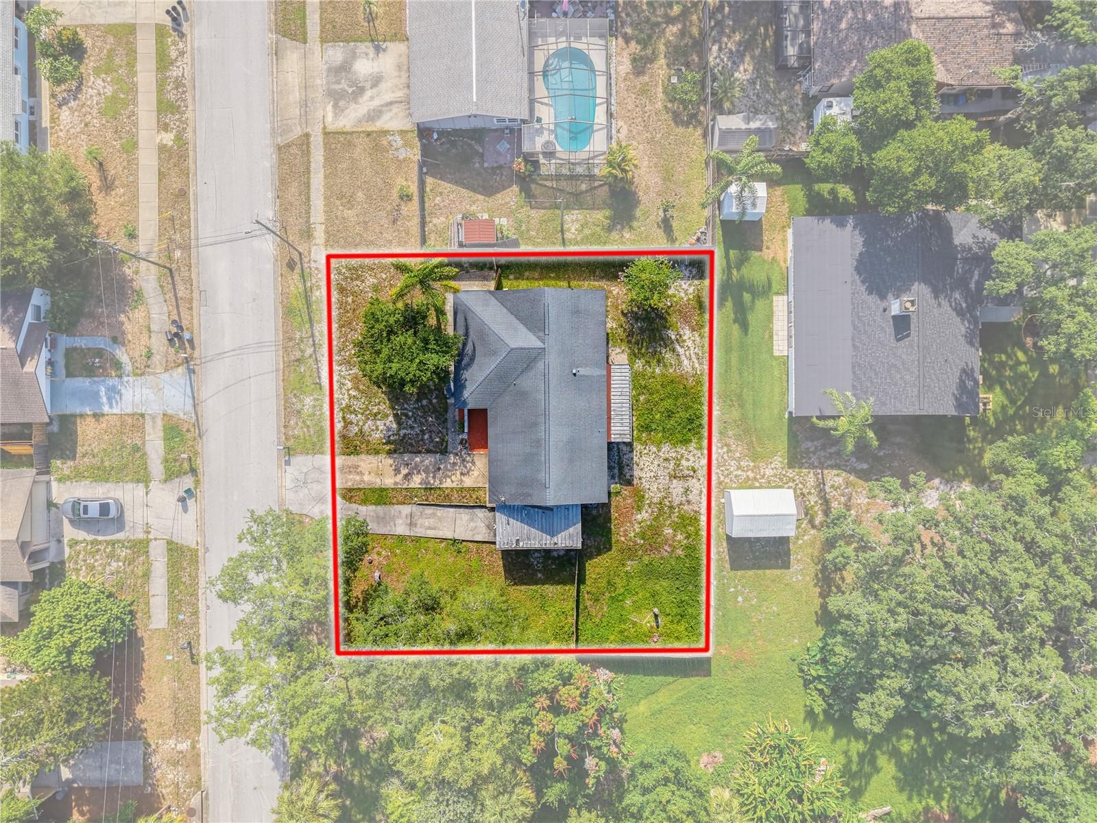 1116 E OAKWOOD ST — photo 58