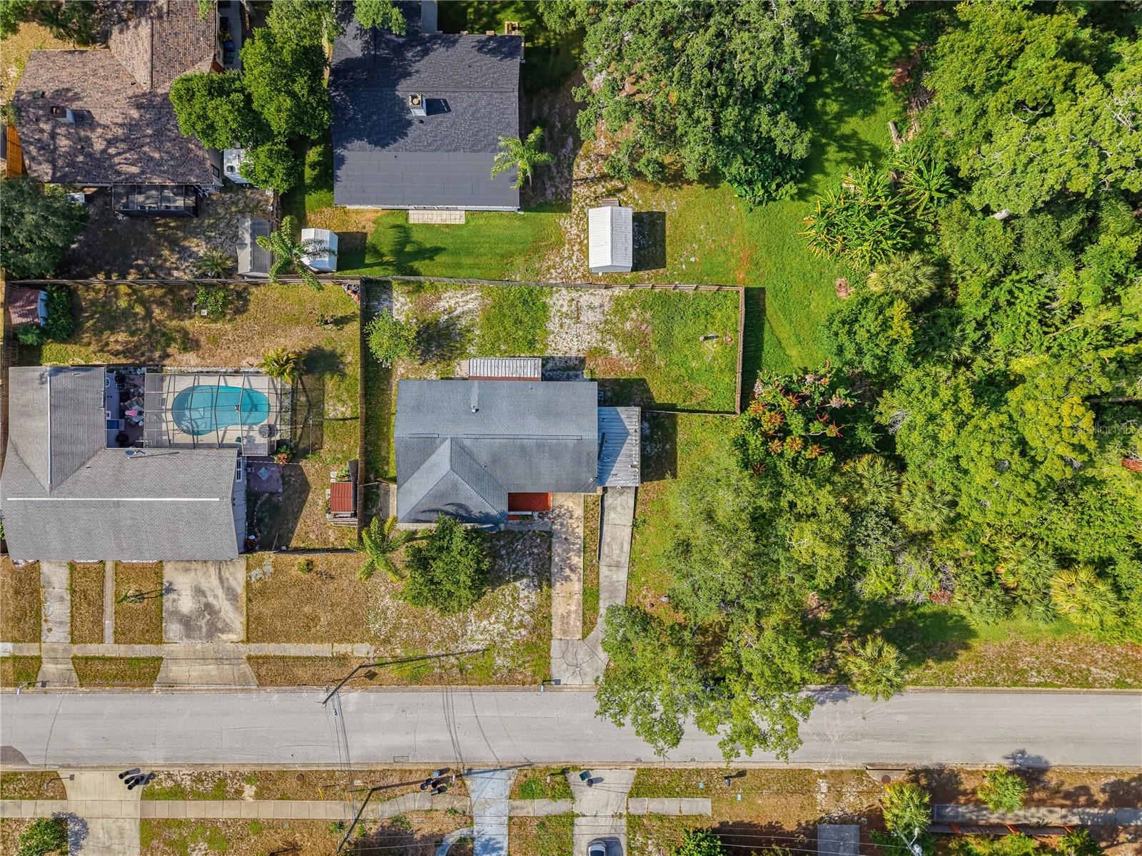 1116 E OAKWOOD ST — photo 61