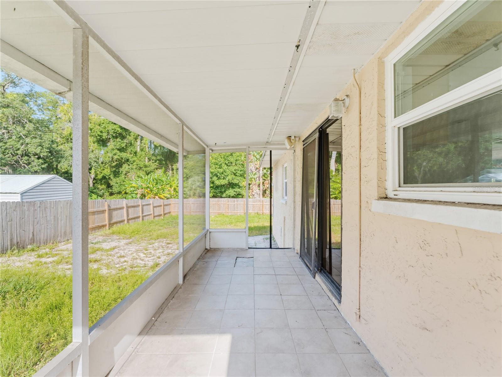 1116 E OAKWOOD ST — photo 51