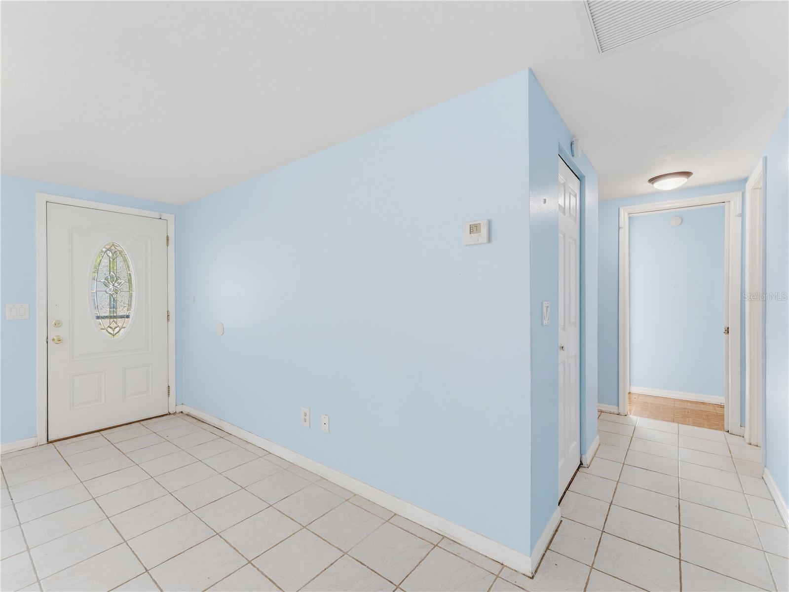1116 E OAKWOOD ST — photo 31