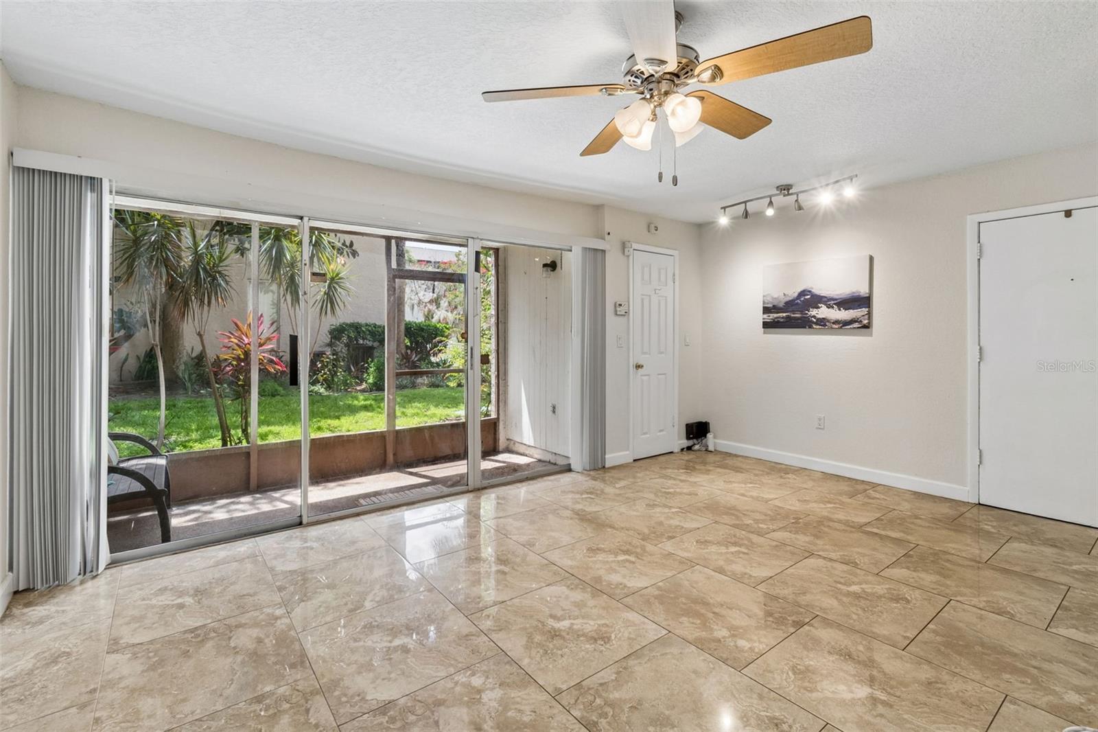 3841 S LAKE DR #197 — photo 6