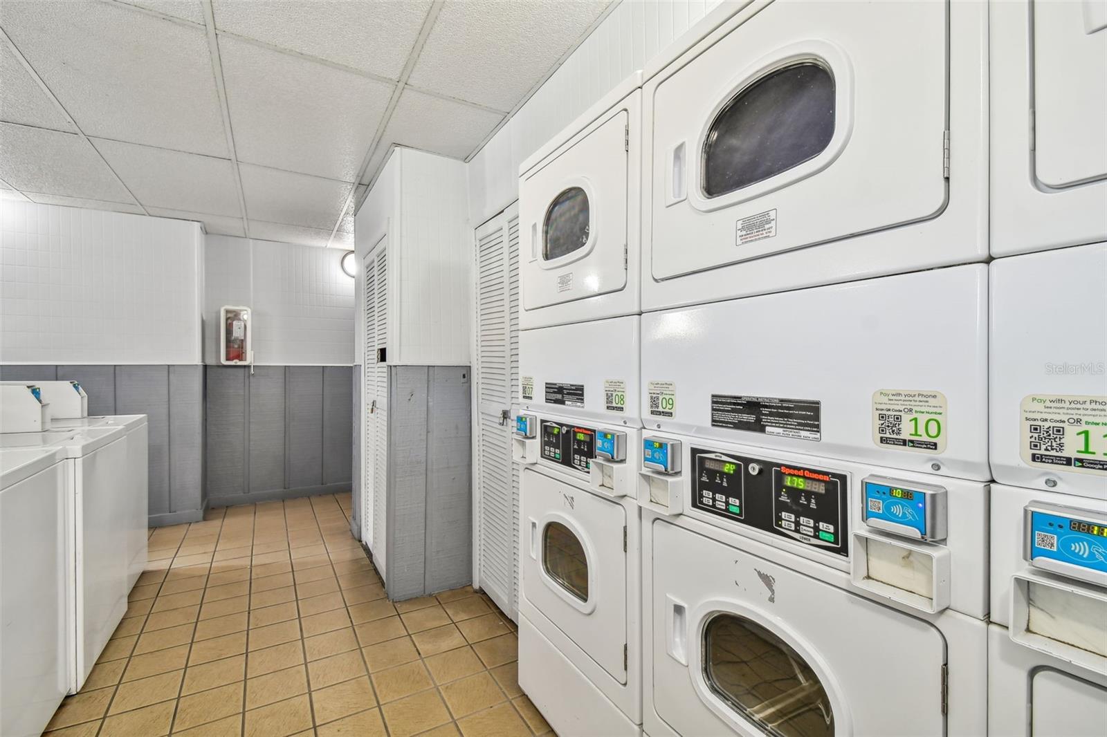 3841 S LAKE DR #197 — photo 34