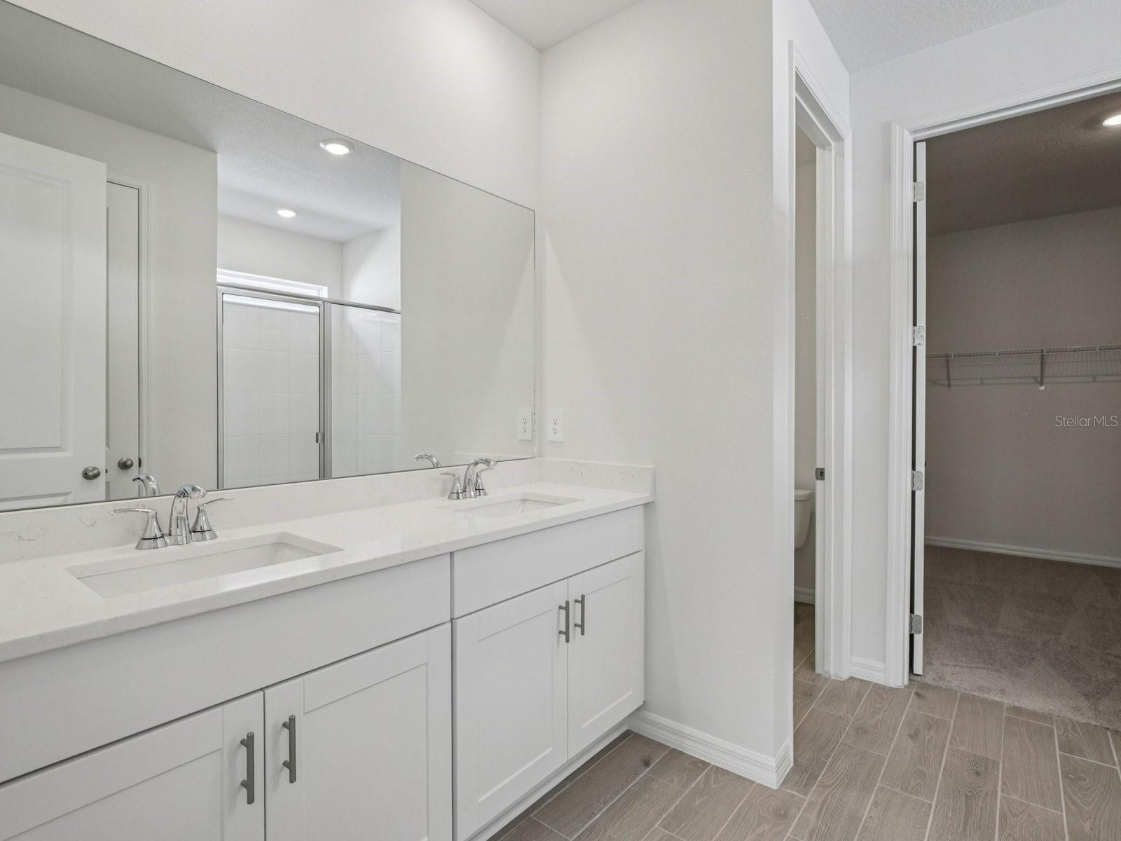13216 SHELLMORE AVE — photo 13