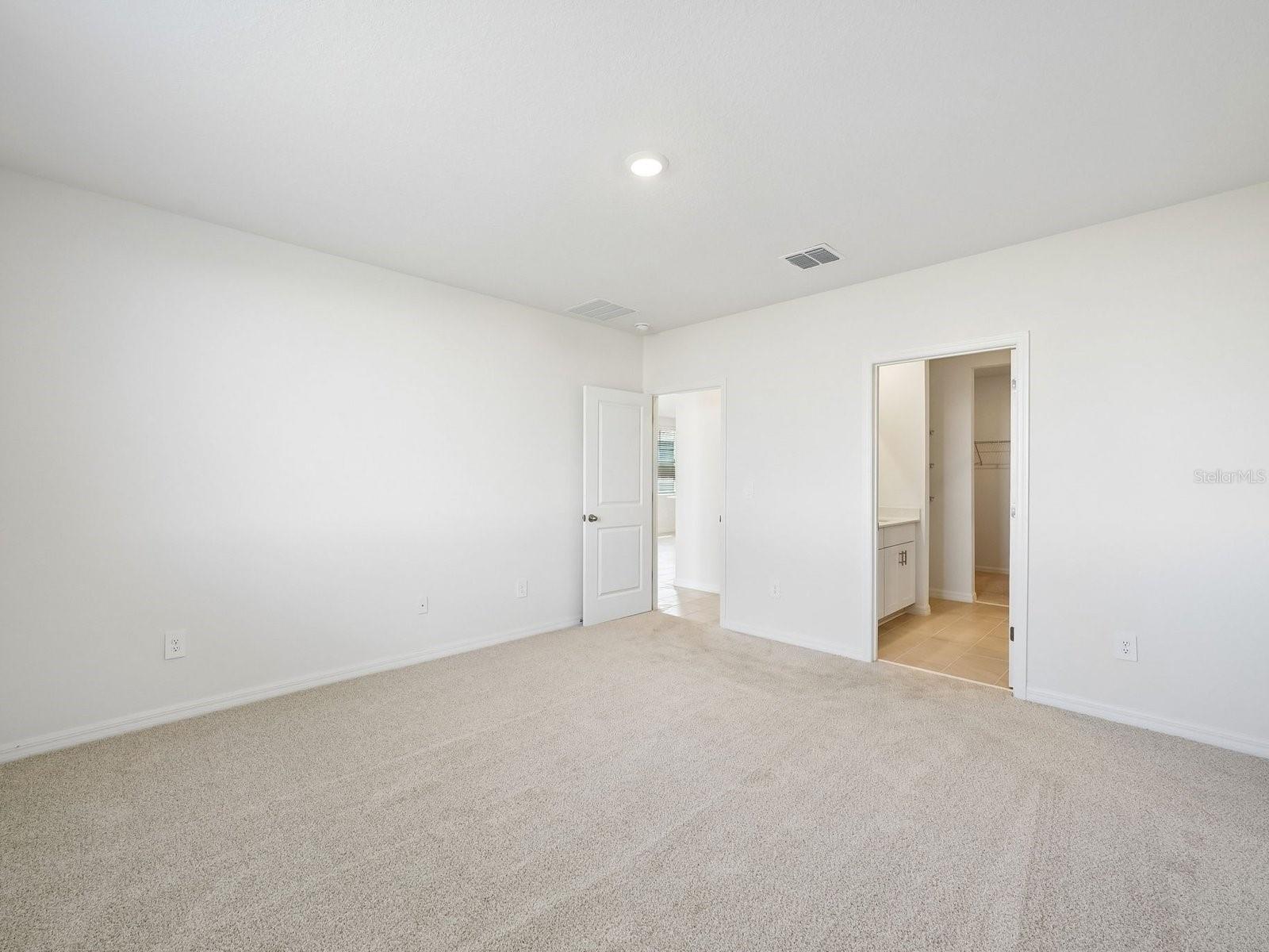 13403 SHELLMORE AVE — photo 10