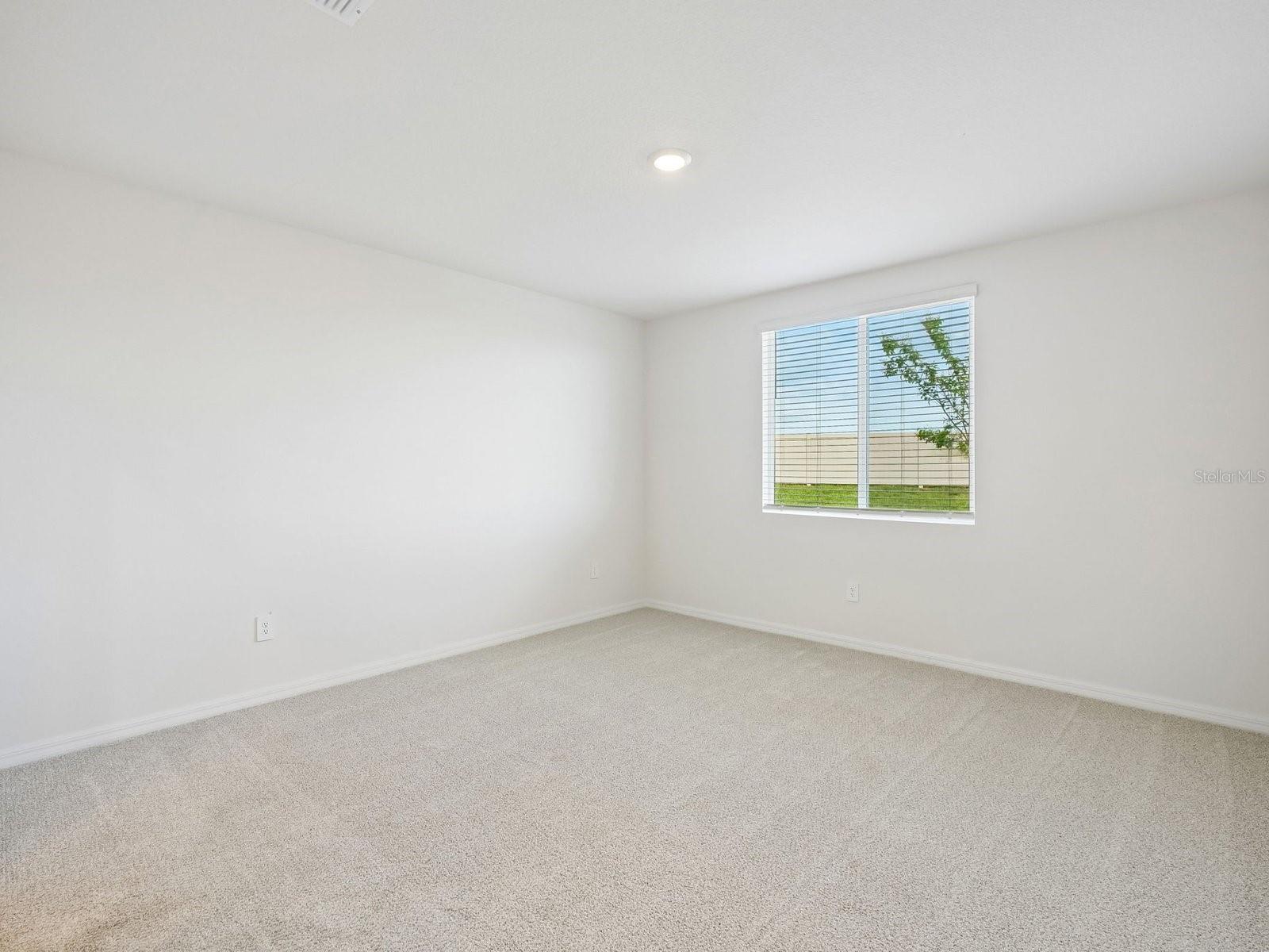 13403 SHELLMORE AVE — photo 8