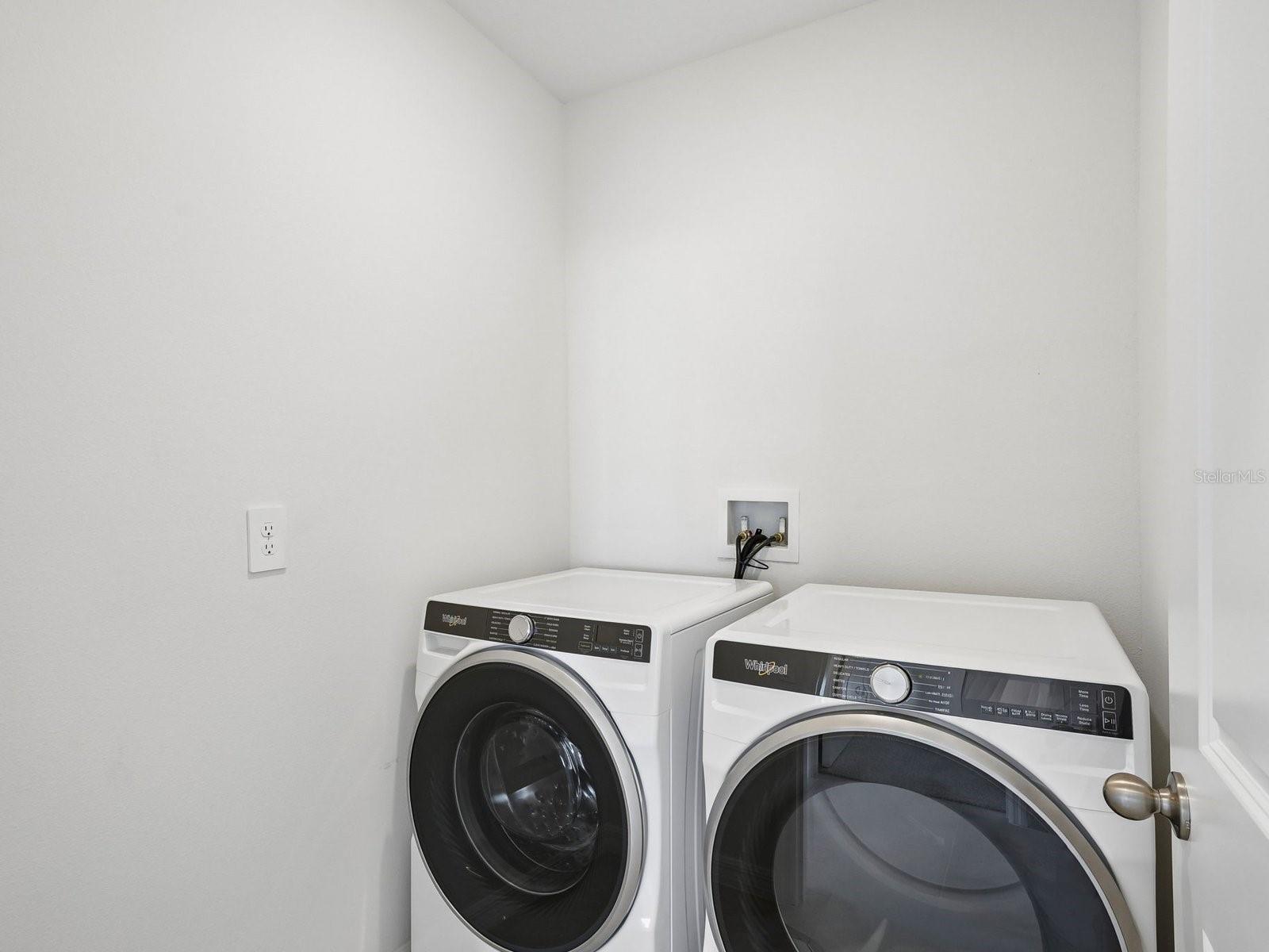 13403 SHELLMORE AVE — photo 18