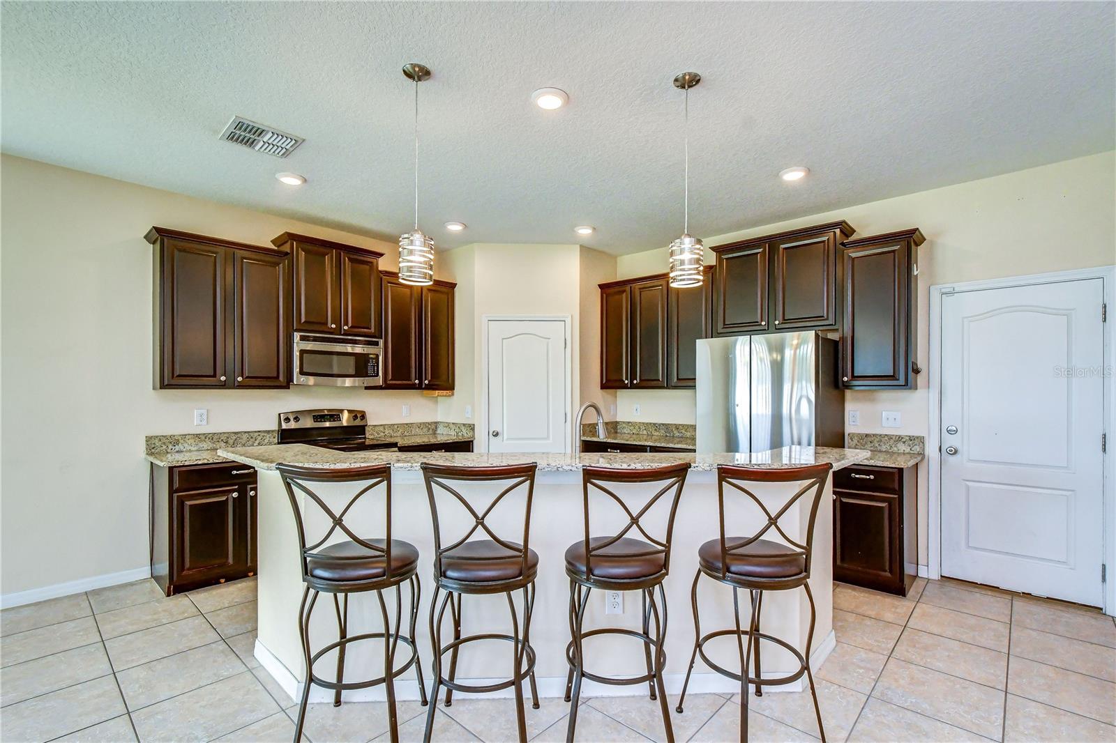 2451 DAKOTA ROCK DR — photo 24