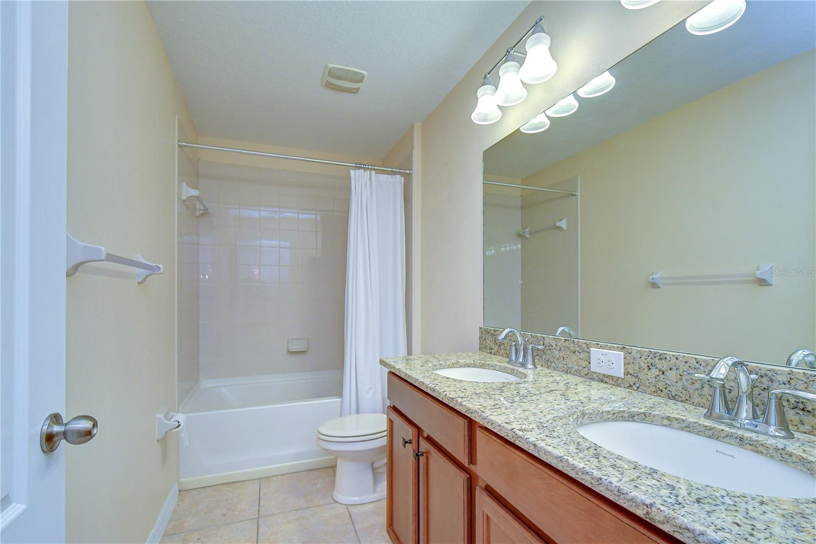 2451 DAKOTA ROCK DR — photo 31