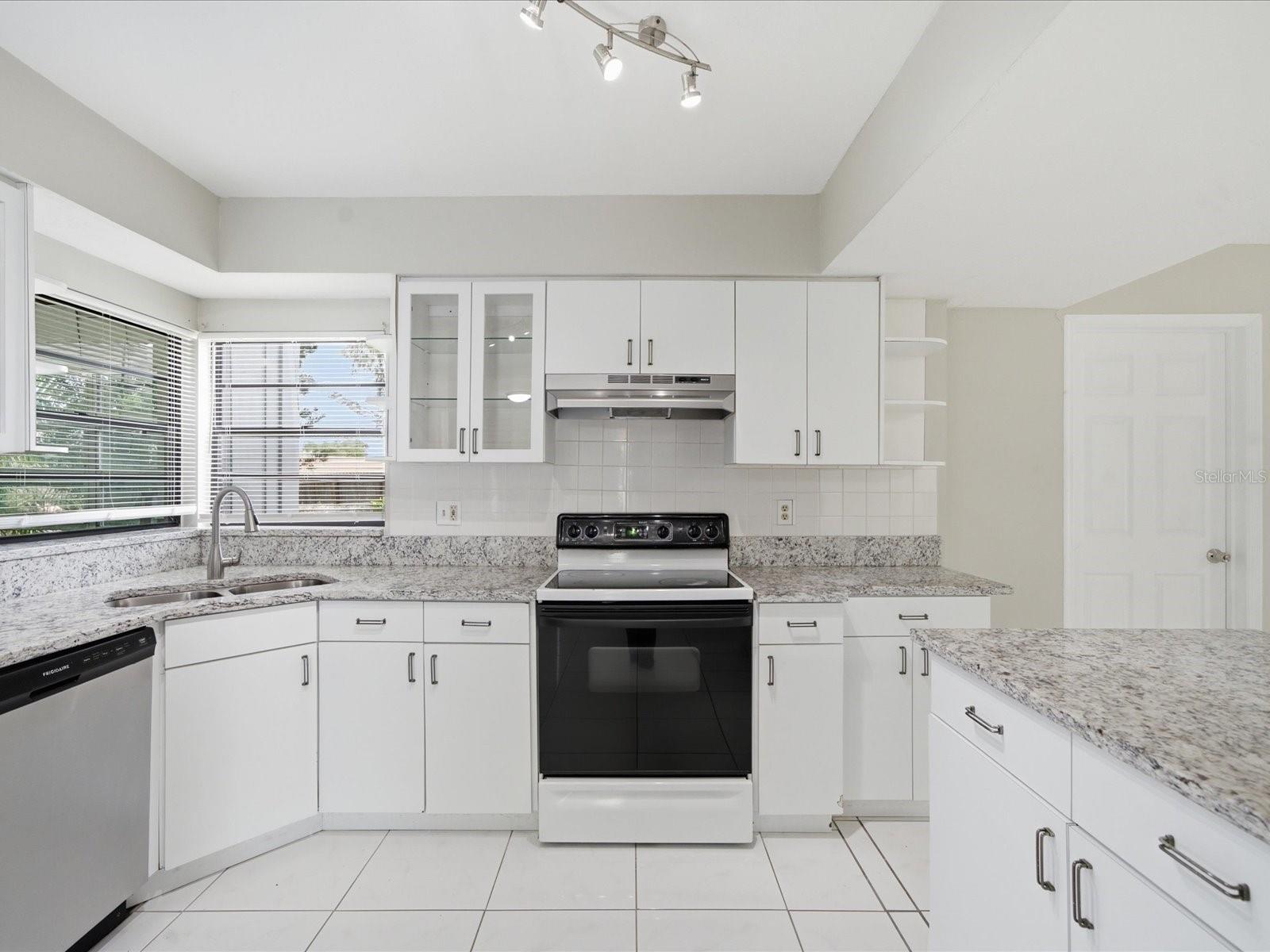 11314 LAUREL CREST LN — photo 6
