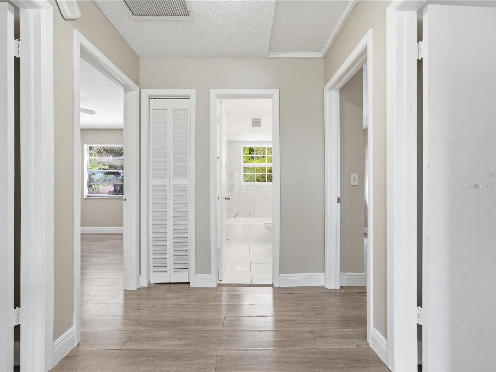 11314 LAUREL CREST LN — photo 31