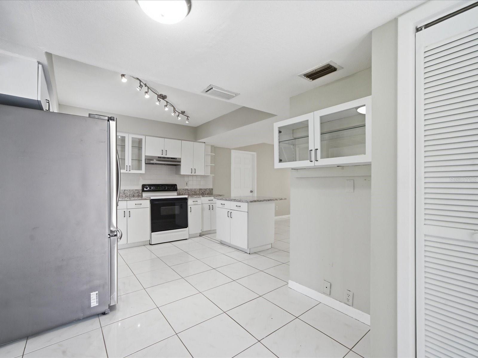 11314 LAUREL CREST LN — photo 8