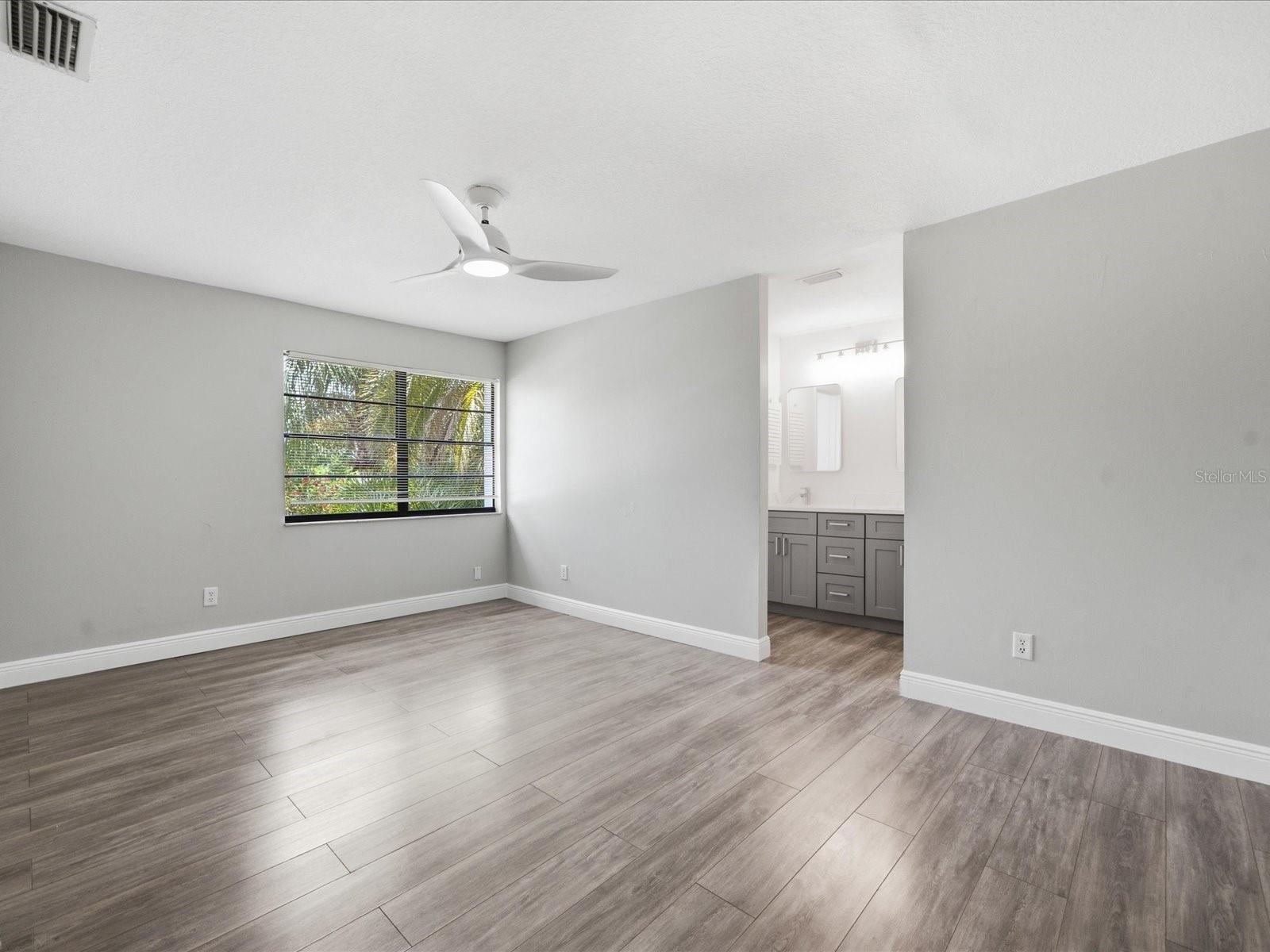 11314 LAUREL CREST LN — photo 34
