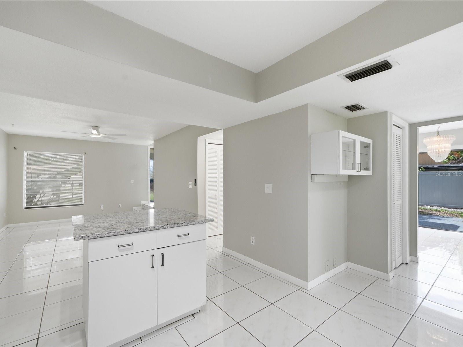 11314 LAUREL CREST LN — photo 7