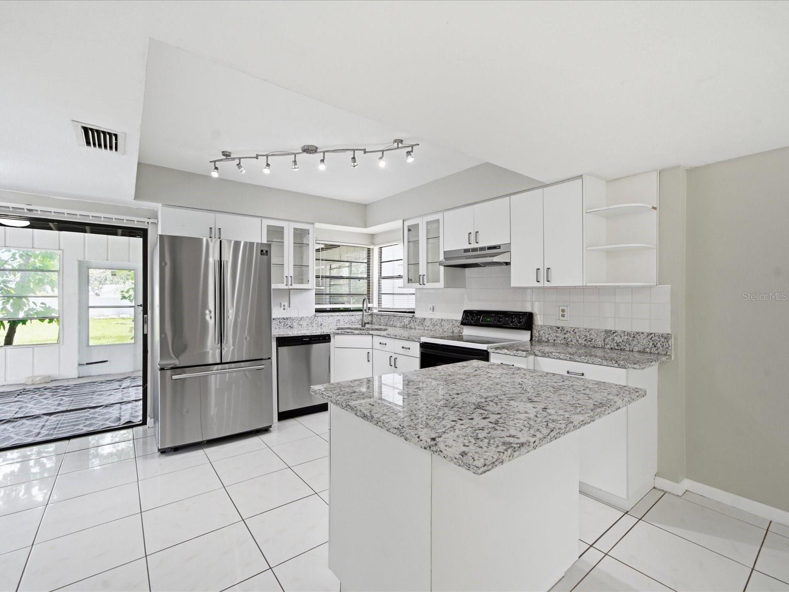 11314 LAUREL CREST LN — photo 5