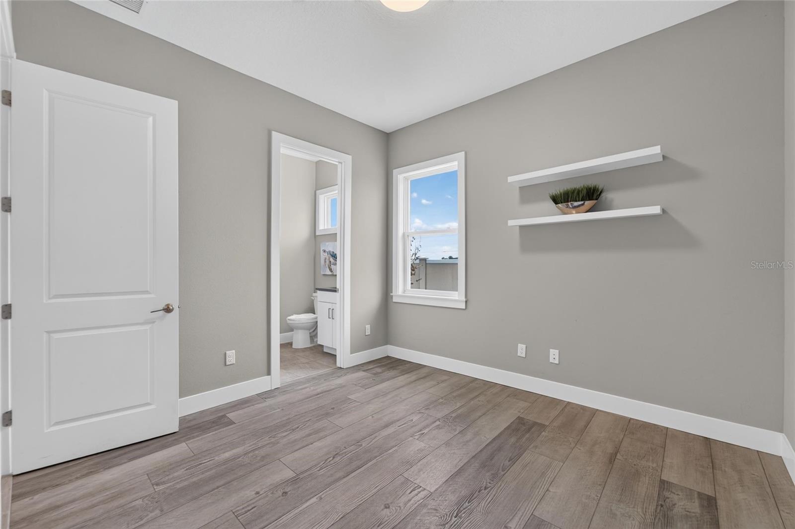 8910 DRUMMER PLANK DR — photo 38