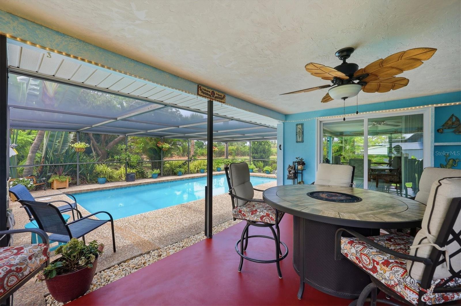383 E WENTWORTH CIR — photo 32