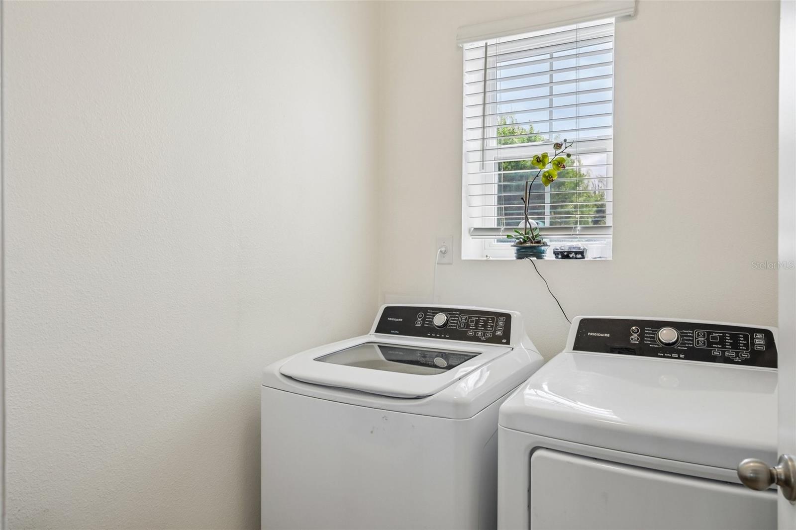 11008 LELAND GROVES DR — photo 20