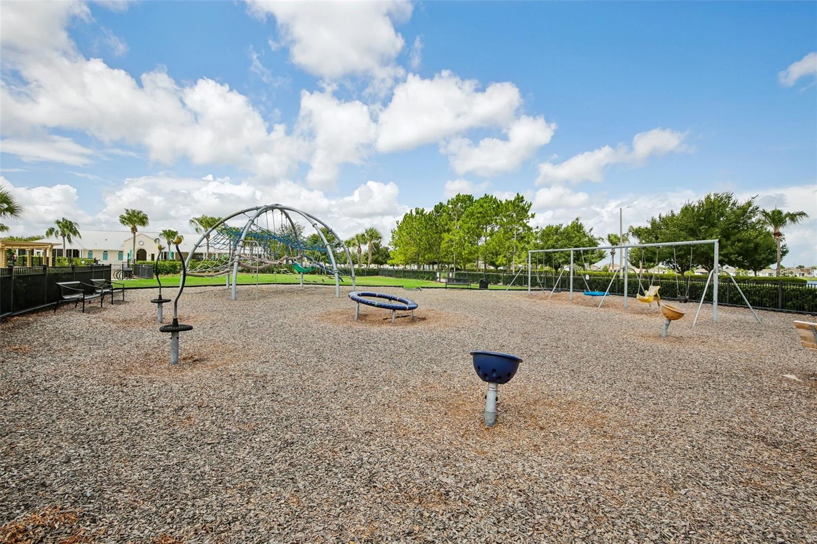 11008 LELAND GROVES DR — photo 33